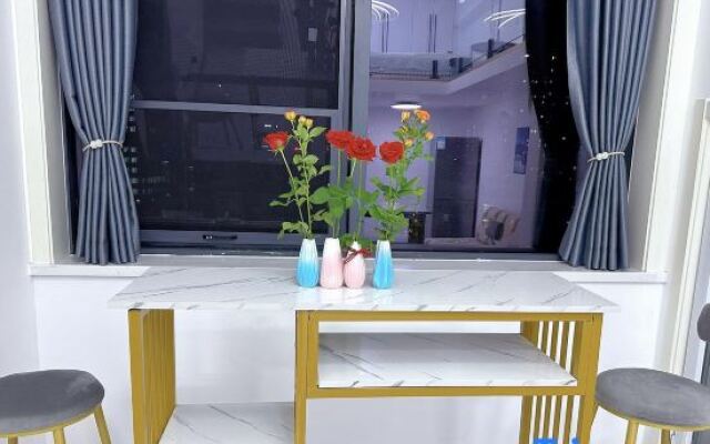 Roselle Apartment