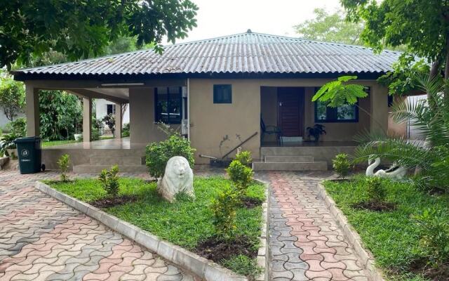 Zambezi Ultima Inn