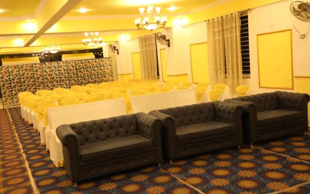 Krishna's Landmark Business Hotel