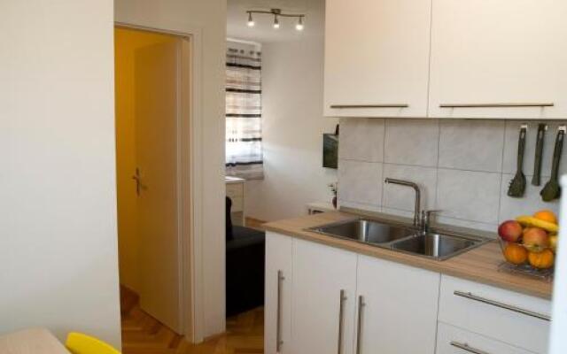 Apartments Zvone
