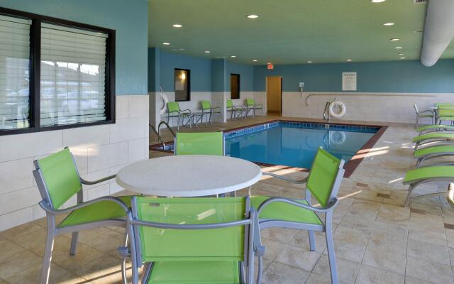Holiday Inn Express & Suites Lonoke by IHG