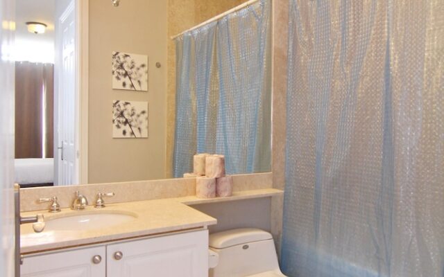 Pelicanstay at Square One Mall