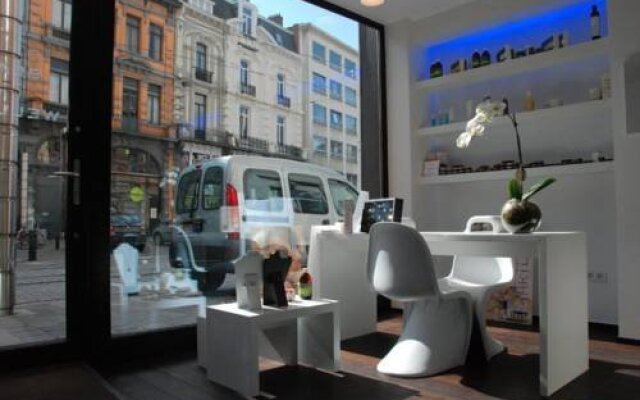 Azur Beauty & Wellness