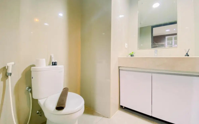Homey And Comfy Studio H Residence Apartment