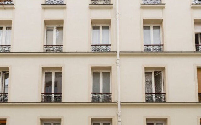 Charming Flat Grenelle