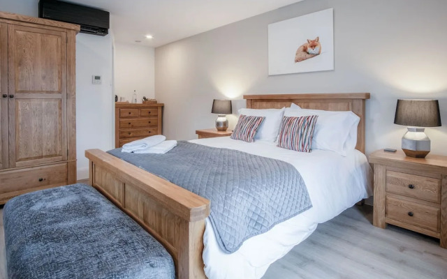The Sleeping Giant - Pen Y Cae Inn