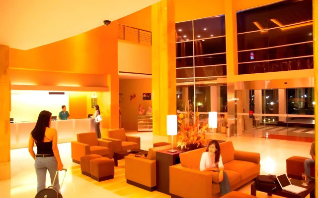 ATM Maybank Hotel Ibis Pekanbaru