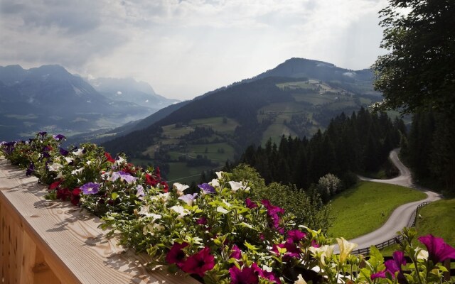 Beautiful Mansion in Söll With Garden