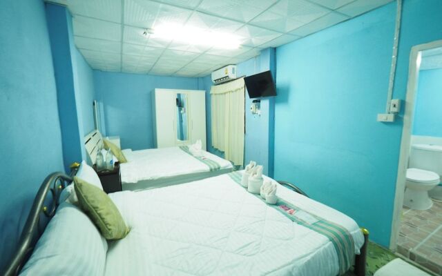 Ram Yai Homestay - Hostel