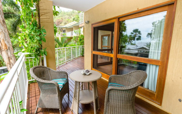 Turtle Cove Beach Resort - Adults Only