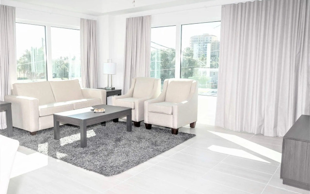 The Avalon Club