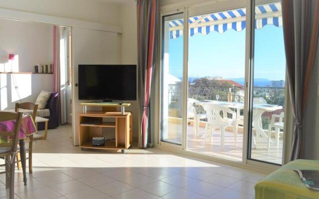 Appartement Le Lavandou, 3 pièces, 4 personnes - FR-1-251-25