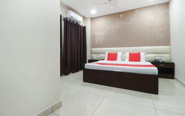 OYO 66975 Hotel Payal