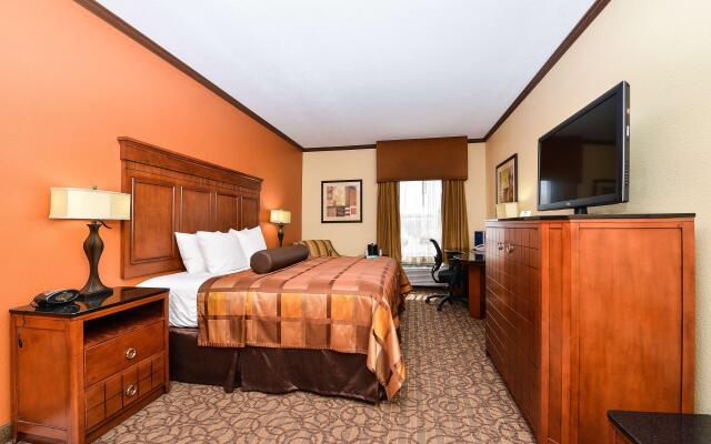 Best Western Plus Midwest Inn & Suites