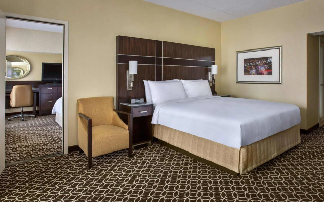 New York Marriott Marquis
