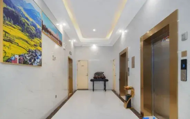 Vienna 3 Best Hotel (Taizhou Railway Station Passenger Center)