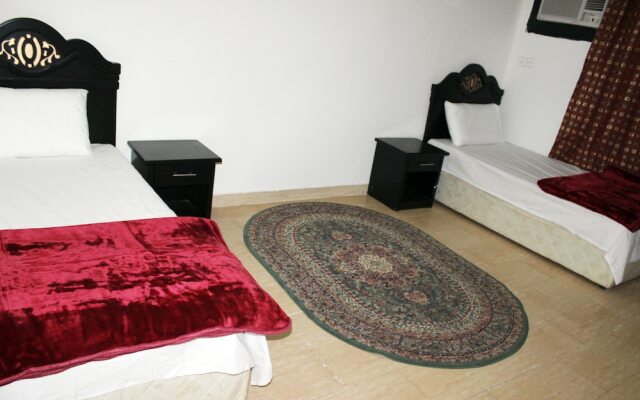 Al Eairy Furnished Apartments Qassim 1