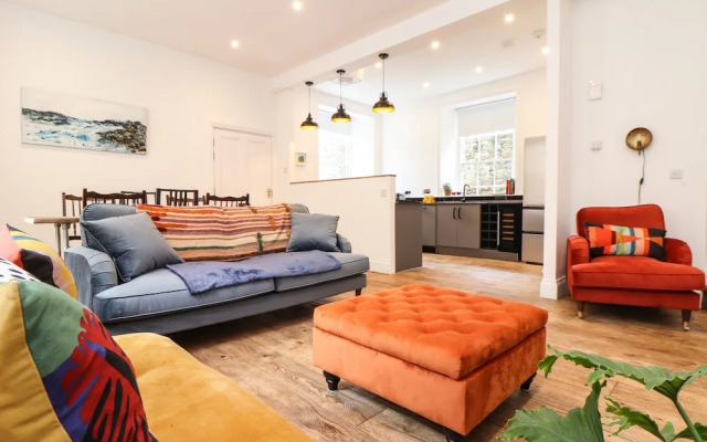 1 Regents Mews
