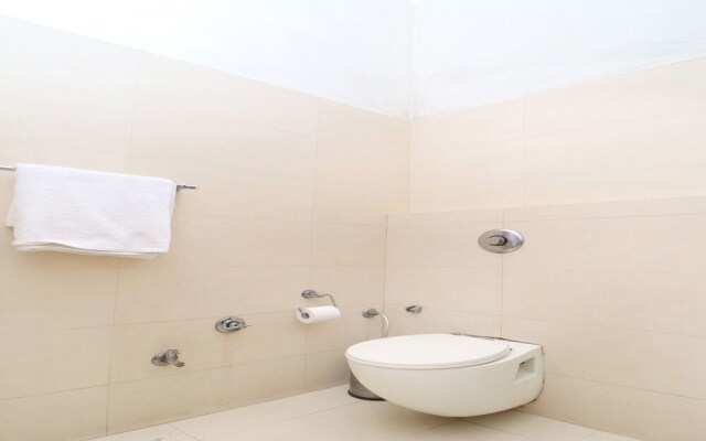 OYO 15728 The Shradha Guest House