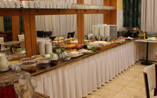Gallery Hotel SIS