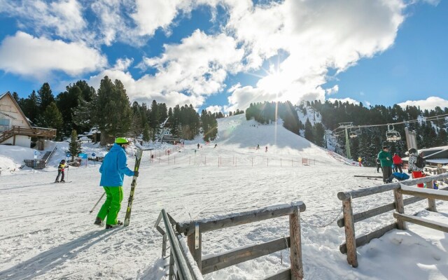 Cavalese few min From ski a27