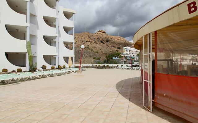 Lightbooking - Peach & Beach Playa del Cura
