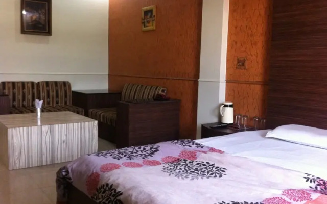 Hotel Mukund palace