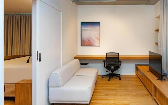 Atrium Studios by Xtay