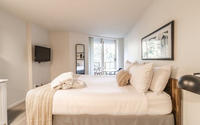 Cascade Lodge 611 - Standard Studio