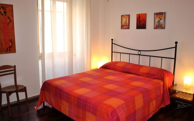 Pretty, centrally situated in Rome: wifi, climate. Metro 5 minutes