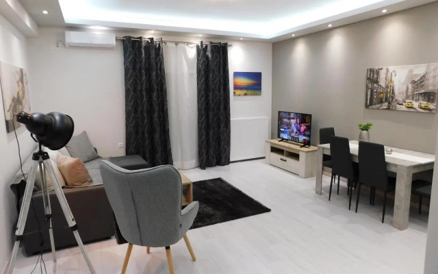Niki's apartment