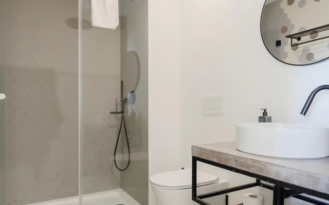 Liiiving in Porto - Modern Coastline Apartment