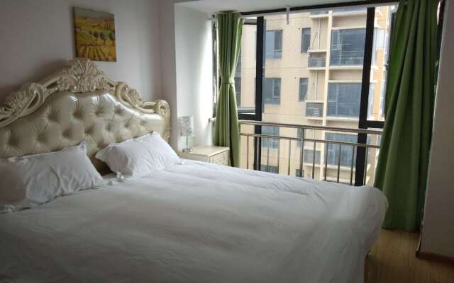 Wuhan Loving Home Apartment