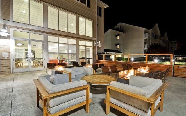 Homewood Suites by Hilton Oakland-Waterfront