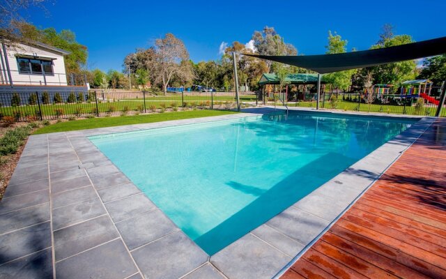 Albury Gardens Tourist Park