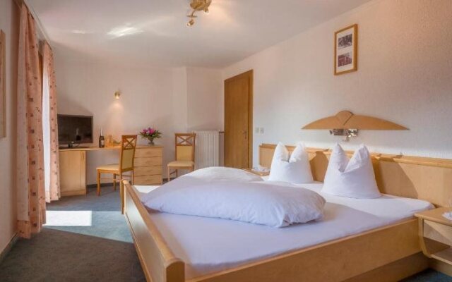 Hotel-Pension Enzian