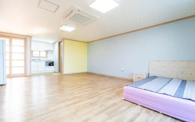 Yeosu Moranggee Pension
