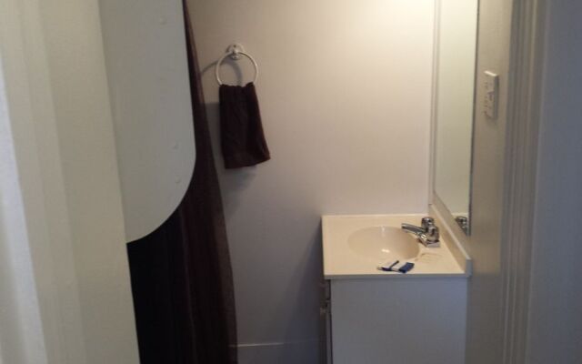 Adib Apartments - 362 Friel St, Unit 7B (Basement)