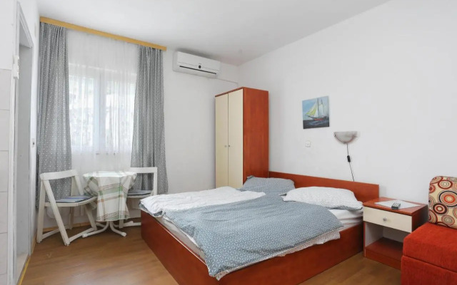 Studio Tucepi 6695a