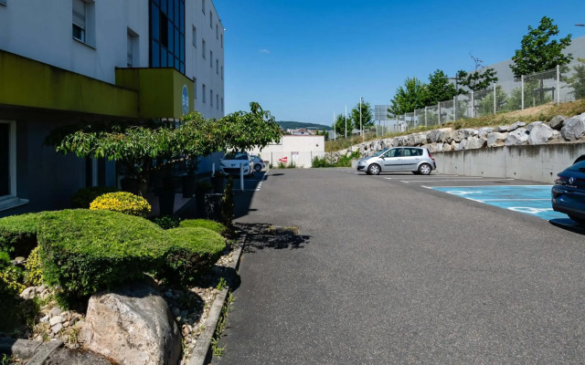 B&B HOTEL Saint-Etienne Monthieu