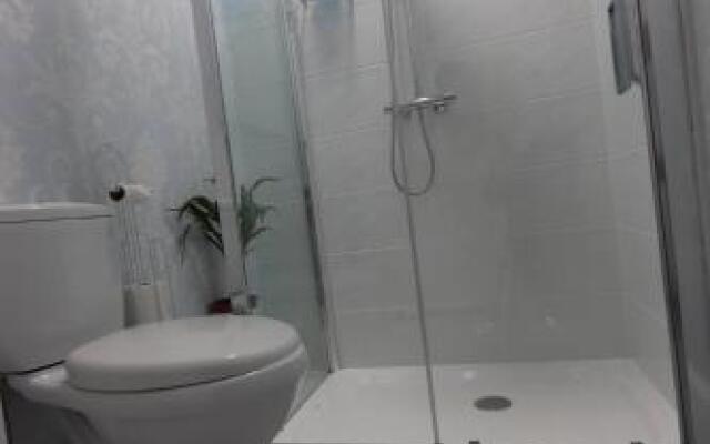 Oakhurst House B&B