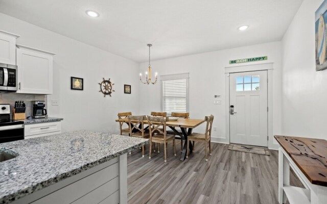 21400 Marlin Ave - Blue Marlin