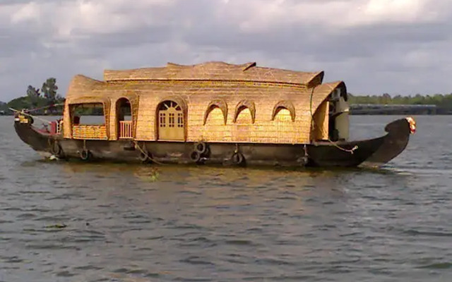 Kananavasan Holidays