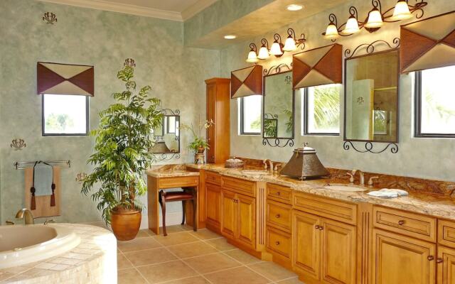 1370 North Collier Boulevard