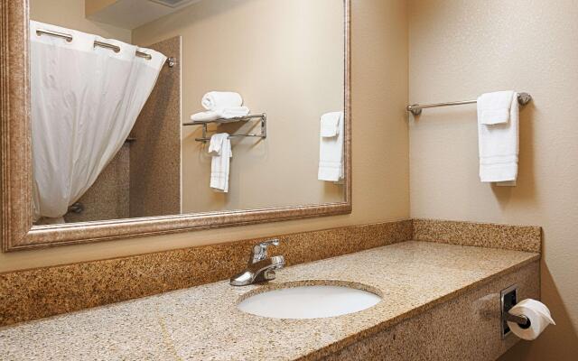 Best Western Henrietta Inn & Suites