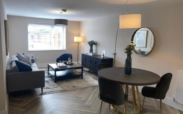 Roomotel - Sir Robert Peel Court