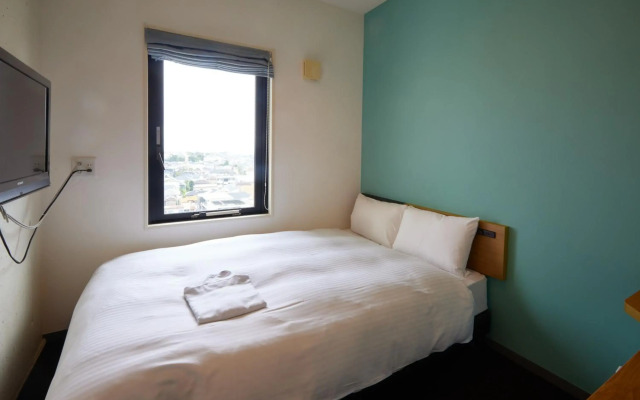 8Hotel
