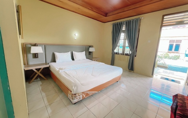Doni Guest House by Staigo – Guest Rooms – Tuk Tuk