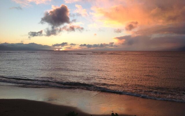 Kahana Outrigger #4b2 3 Bedroom Condo by RedAwning