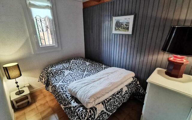 Résidence GRANDE BLEUE - Maisons & Villas pour 6 Personnes 84